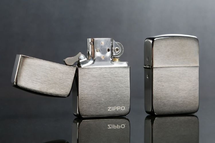 cua-hang-ban-zippo-chinh-hang