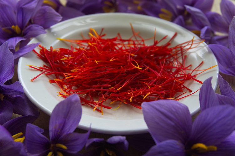 saffron-la-gi