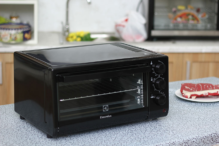 thuong-hieu-lo-nuong-ELECTROLUX