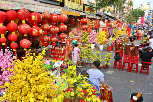 Mua đồ trang trí Tết ở Đâu Đẹp Giá Rẻ Tại Hà Nội